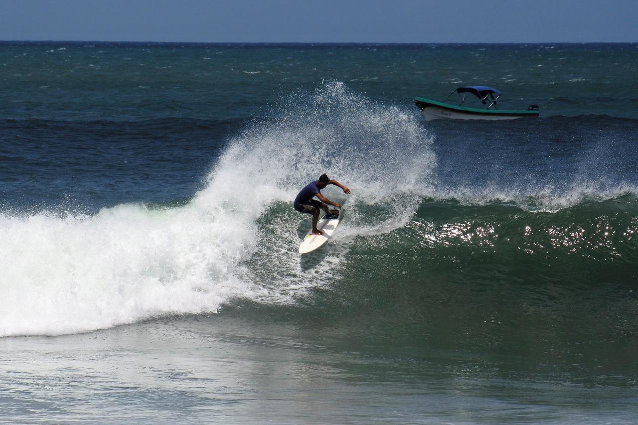 99 Surf Lodge El Limón 외부 사진